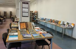 Textbooks exhibition is on display in Civil Engineering and Architecture Library